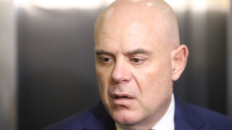 Иван Гешев подаде оставка като прокурор със заявка, че влиза в политиката