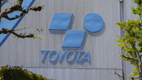 Toyota Industries е готова да приеме предложението за изкупуване на Акио Тойода