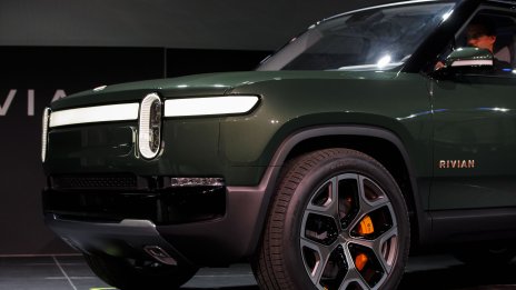 Производството на SUV модела на Rivian скоро ще изпревари това на пикапа R1T