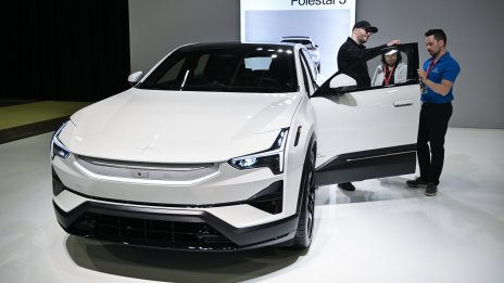 Polestar планира допълнителни съкращения на разходите заради тримесечната загуба
