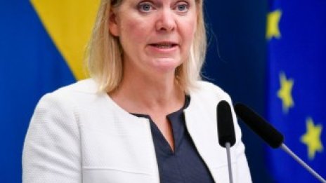 Първата жена премиер на Швеция се върна на поста си няколко дни след оставката