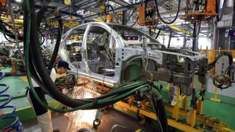 Volkswagen и индийската Mahindra обмислят партньорство за доставка на части