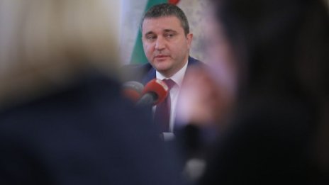 Горанов не отрече, че се е срещал с Божков