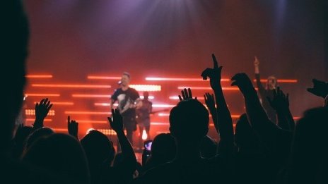 Live Nation преживява тежко последиците от Covid-19