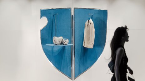 Продажбите на Burberry растат със засилване на търсенето в Китай