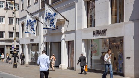 Burberry ще съкрати около една пета от работната си сила