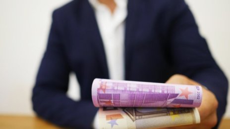 Депутатите ограничиха проверка на платежоспособността на клиентите за небанковите дружества