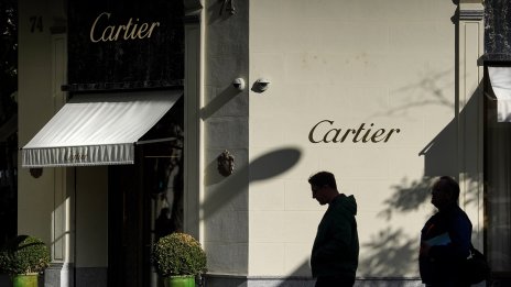 Продажбите на Richemont растат благодарение на силното търсене на луксозни бижута в САЩ