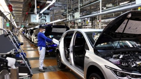 Продажбите на VW вероятно няма да достигнат прага от 9 млн. броя през 2021 г.