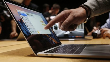 Разочароващо ли се представят батериите на новите MacBook Pro?