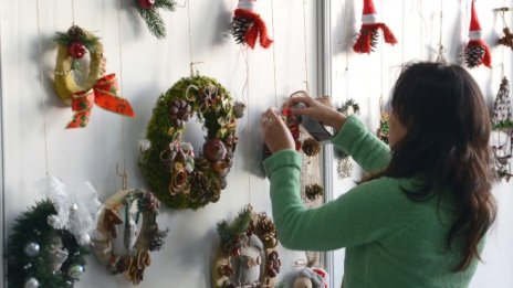 Експерт съветва компаниите да не пропускат коледните подаръци за служителите