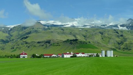 Рискът пред Исландия - не балон, а застой