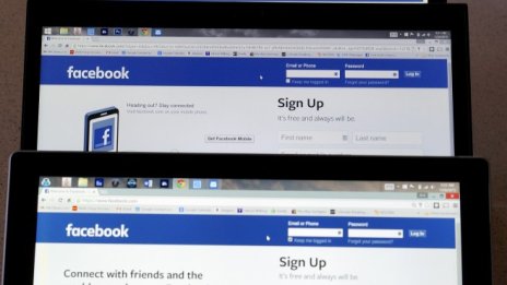 Facebook спря достъпа на британска компания заради съмнения за злоупотреби с данните