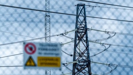 ЕК още анализира да включи ли газа и ядрената енергия в зелената таксономия