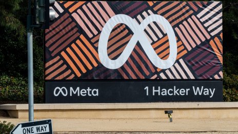 И Meta създава „топ мениджърски“ екип за генеративния изкуствен интелект