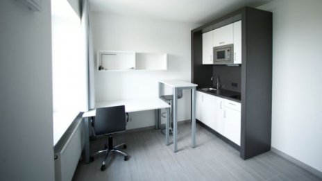 Europa Capital се насочва към студентските жилища на Острова