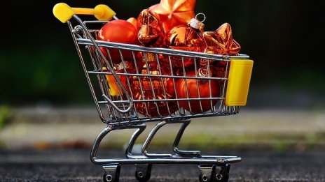 Уловките на празничното пазаруване