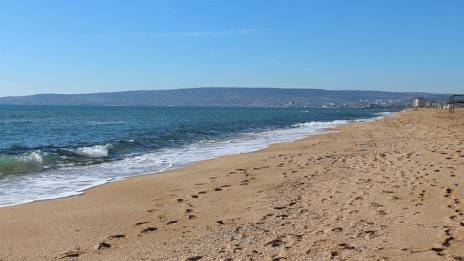 Откриват се процедури за концесия на три морски плажа