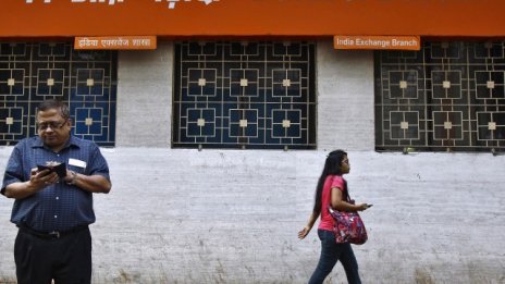 Индия отчете над 1 млрд. телефонни абонати