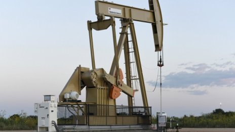 Ирак е изнесъл над 1 млрд. барела петрол през 2015 г.