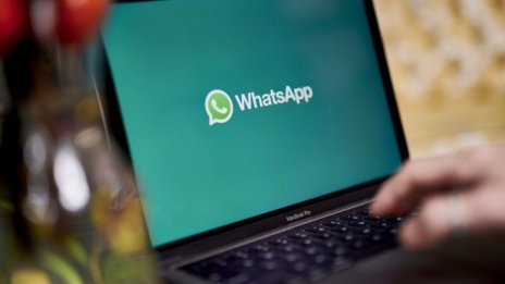 Руски съд глоби WhatsApp и други платформи за това как съхраняват данните си