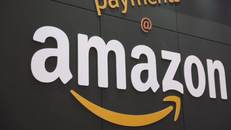 Стачки и протести в Европа вгорчават натоварения Черен петък за Amazon