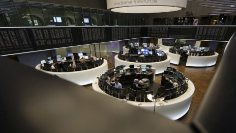 Банките издърпаха европейските борси на зелена територия