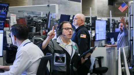 Alphabet оглави ръстовете на Wall Street след завръщането на AI във фокуса на трейдърите