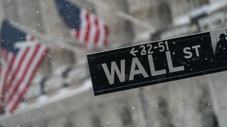 S&P 500 записа понижение, но Dow отбеляза нов рекорд