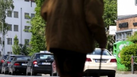 Германия търси начини за контрол на наемите след сливането на жилищните гиганти