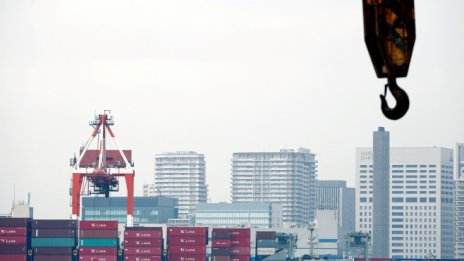 САЩ освободиха ЕС от митата, но само до 1 май