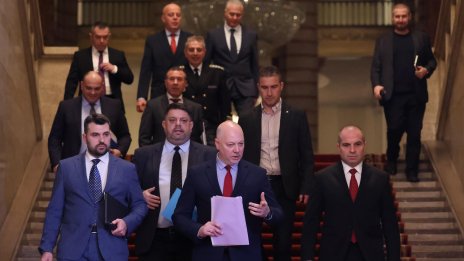 Желязков: Справедливият и траен мир може да се постигне чрез сигурност за Украйна и за ЕС