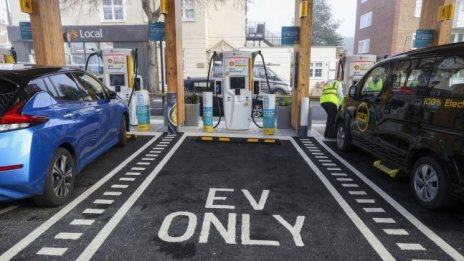 Експерт: Стандартът Евро 7 ще ускори навлизането на електромобилите и в България