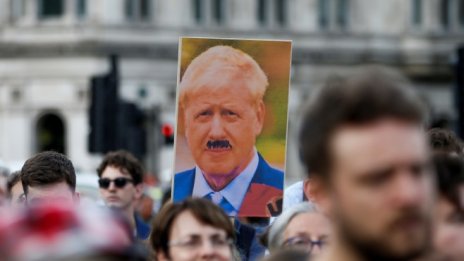 Борис Джонсън погази британската демокрация