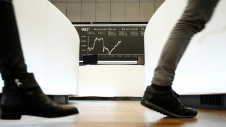 Оптимизмът за търговския спор тласка евроборсите в зеления сектор