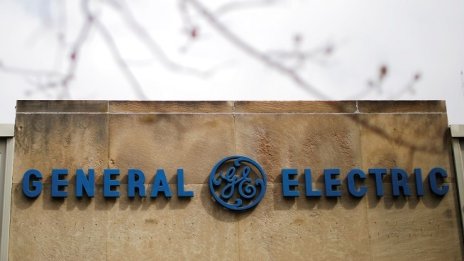 General Electric с отрицателен паричен поток през първото тримесечие