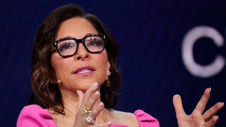 Лидерът на X Линда Якарино напуска поста главен изпълнителен директор