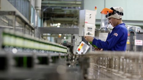 Индустриалното производство в Япония се сви с най-бързия си темп от 7 години