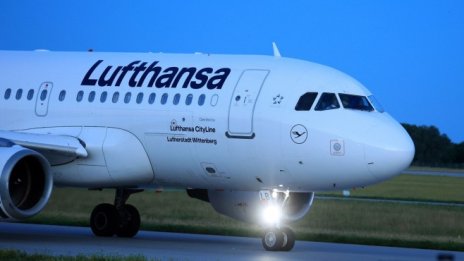 Германската държава свива дела си в Lufthansa до по-малко от 10%