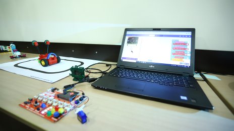 В над 2200 училища в страната ще бъдат изградени STEM центрове