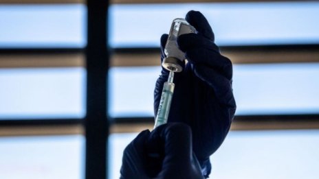 Забравете за "началото на края", войната с коронавируса ще е дълга