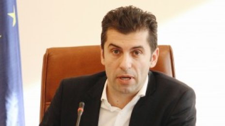 Петков и Столтенберг: Усилията за деескалация в Украйна трябва да продължат