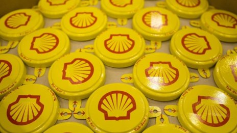 Shell отчете гигантски ръст на печалбата за тримесечието