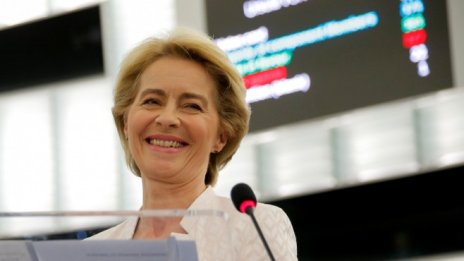 Фон дер Лайен успя, но сега трябва да бъде убедителна 