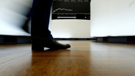 Европейските акции приключиха сесията с понижения 