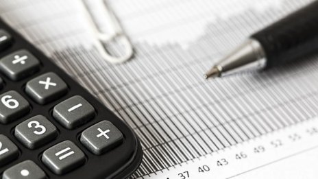Печалбата на Софарма за деветмесечието расте с 35,5%
