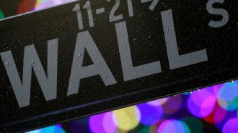 Решението на Китай за намаляване на митата даде тласък на Wall Street*