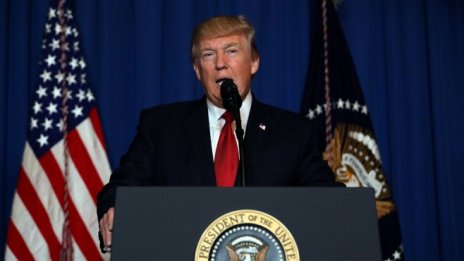 Американски конгресмени лобират за Нобелова награда за Доналд Тръмп