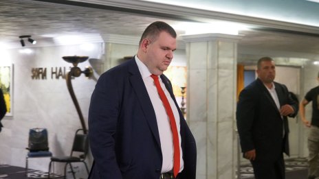 ДПС на Пеевски все пак ще се опита да състави правителство