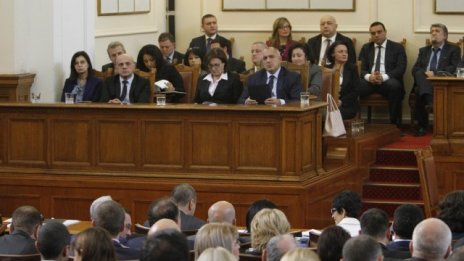 За втори път кабинетът Борисов си тръгва предсрочно